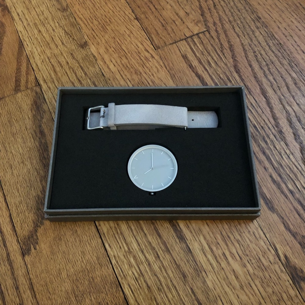 Women’s all gray The 5th watch